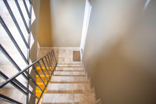 Escada de apartamento para alugar com 2 quartos, 40m² em Cidade Ademar, São Paulo