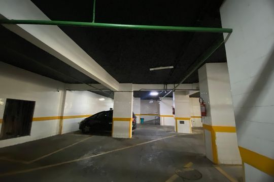 Garagem de apartamento à venda com 3 quartos, 156m² em Lagoa, Rio de Janeiro
