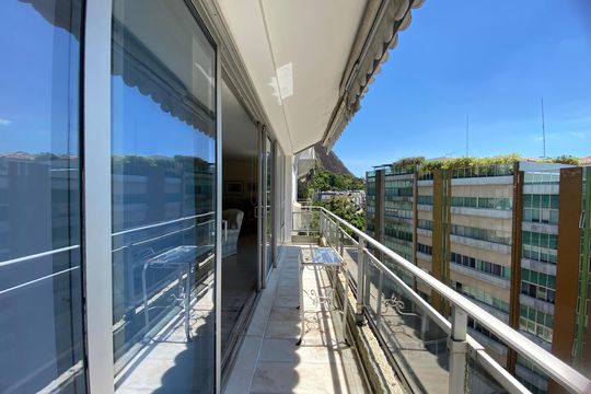 Varanda  de apartamento à venda com 3 quartos, 156m² em Lagoa, Rio de Janeiro