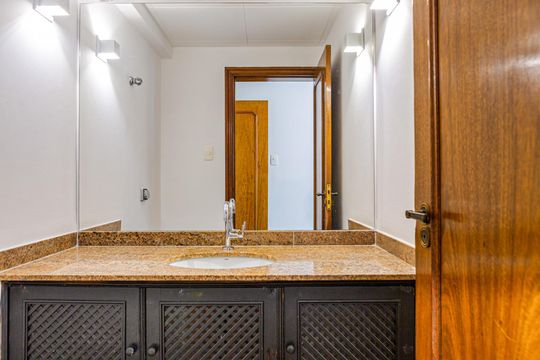Apartamento à venda com 3 quartos, 152m² em Itaim Bibi, São Paulo