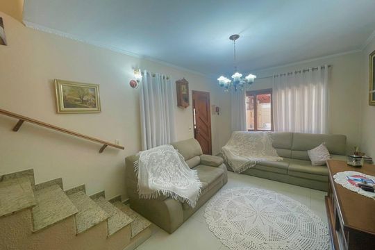 Sala de casa à venda com 3 quartos, 175m² em Vila Milton , Guarulhos