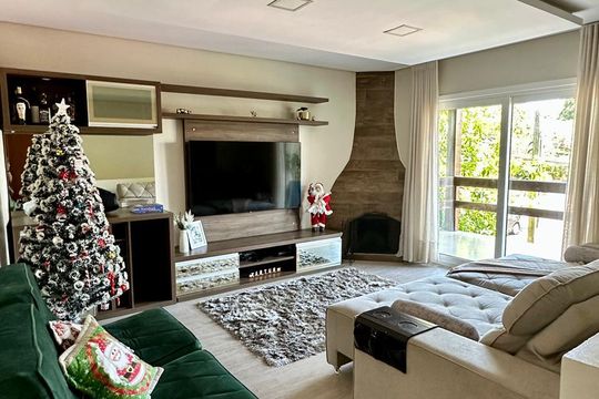 Casa à venda com 3 quartos, 300m² em Mauá, Novo Hamburgo