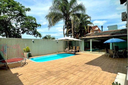 Casa à venda com 3 quartos, 300m² em Mauá, Novo Hamburgo