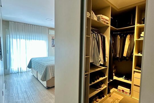 Casa à venda com 3 quartos, 300m² em Mauá, Novo Hamburgo