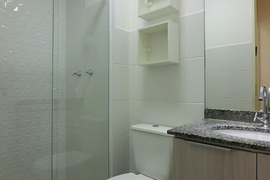 Banheiro Social de apartamento à venda com 2 quartos, 56m² em Planalto, São Bernardo do Campo
