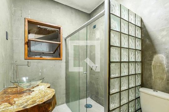 Casa para alugar com 3 quartos, 240m² em Barra Funda, São Paulo