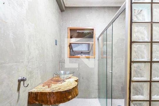 Casa para alugar com 3 quartos, 240m² em Barra Funda, São Paulo