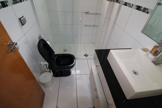 Banheiro de apartamento para alugar com 2 quartos, 59m² em Vila Aurora (zona Norte), São Paulo