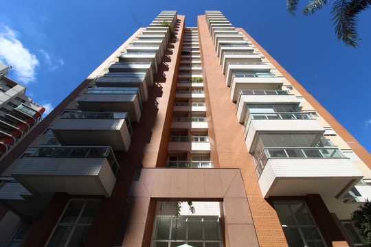 Fachada do Prédio de apartamento à venda com 4 quartos, 195m² em Indianópolis, São Paulo