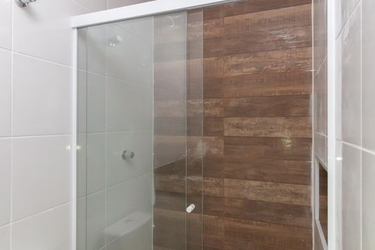 Banheiro de apartamento para alugar com 1 quarto, 40m² em Vila Siqueira (zona Leste), São Paulo