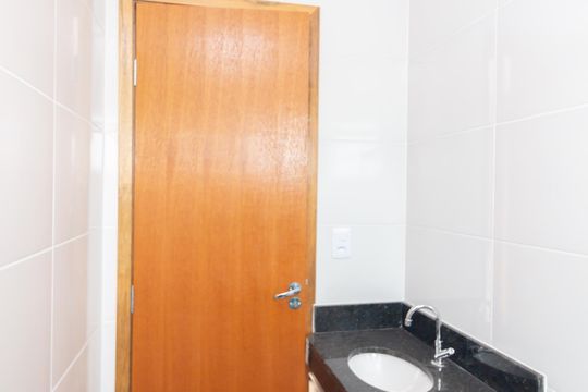 Banheiro de apartamento para alugar com 1 quarto, 40m² em Vila Siqueira (zona Leste), São Paulo
