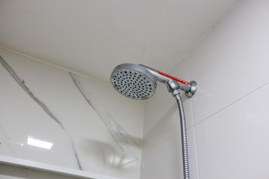 Banheiro da Suíte 2 de apartamento para alugar com 2 quartos, 67m² em Centro, Osasco