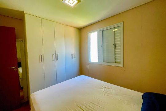 Quarto 1 de apartamento à venda com 2 quartos, 58m² em Jardim Guilhermino, Guarulhos