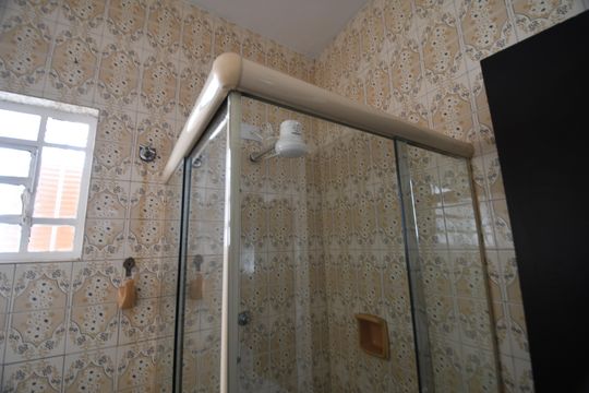 Banheiro Social de casa à venda com 3 quartos, 604m² em Chácara da Barra, Campinas