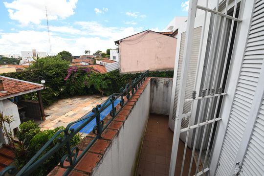 Quarto 2 - Sacada de casa à venda com 3 quartos, 604m² em Chácara da Barra, Campinas