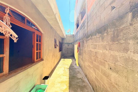 Quintal de kitnet/studio à venda com 1 quarto, 161m² em Jardim America I, Várzea Paulista