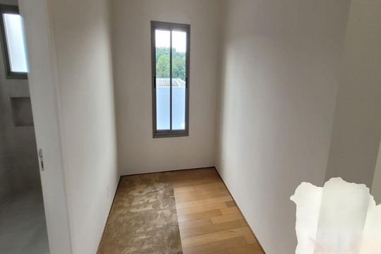Casa de Condomínio à venda com 2 quartos, 266m² em Jardim Quintas das Videiras, Jundiaí