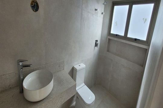 Casa de Condomínio à venda com 2 quartos, 266m² em Jardim Quintas das Videiras, Jundiaí