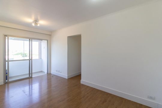 Apartamento para alugar com 3 quartos, 64m² em Vila Santana, São Paulo