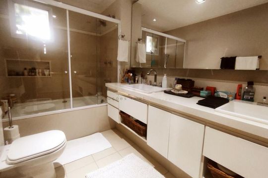Apartamento à venda com 4 quartos, 210m² em Cidade Monções, São Paulo