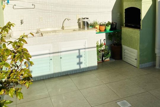 Apartamento à venda com 2 quartos, 86m² em Azenha, Porto Alegre