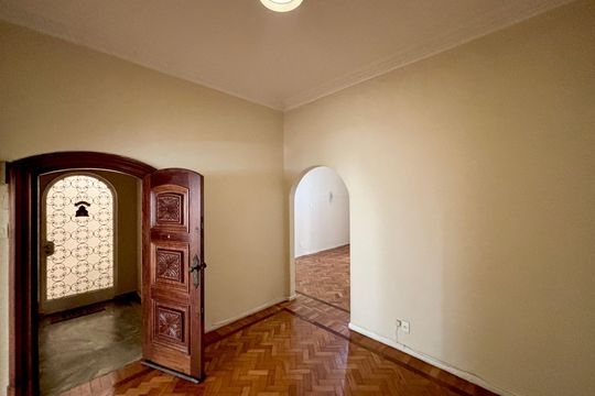 Hall de entrada de apartamento para alugar com 3 quartos, 216m² em Copacabana, Rio de Janeiro