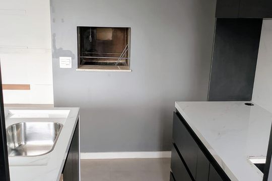 Cozinha  de apartamento para alugar com 1 quarto, 56m² em Glória, Porto Alegre