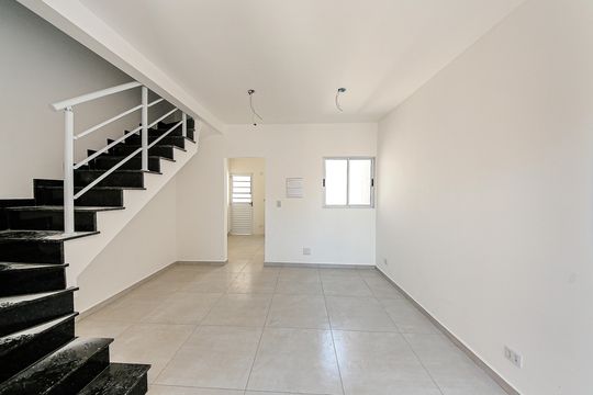 Casa à venda com 3 quartos, 77m² em Vila Uniao (zona Leste), São Paulo