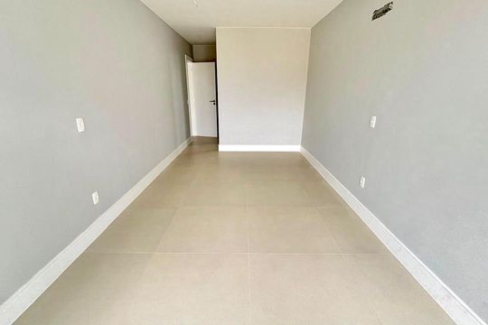 Casa à venda com 4 quartos, 350m² em Barra da Tijuca, Rio de Janeiro
