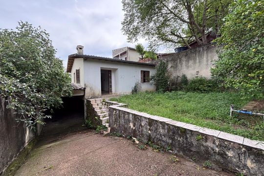 Fachada de casa de condomínio à venda com 2 quartos, 200m² em Campo Novo, Porto Alegre