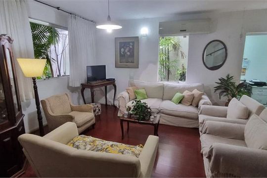 Casa de Condomínio à venda com 3 quartos, 143m² em Vila Elvira, São Paulo