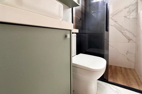 Banheiro Social de apartamento à venda com 2 quartos, 50m² em Santa Terezinha, São Bernardo do Campo