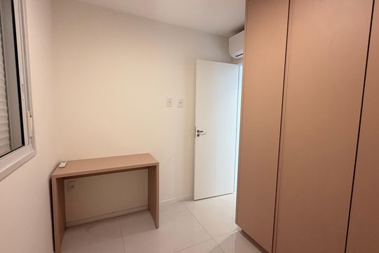 Quarto 2 de apartamento para alugar com 3 quartos, 80m² em Setor Bueno, Goiânia