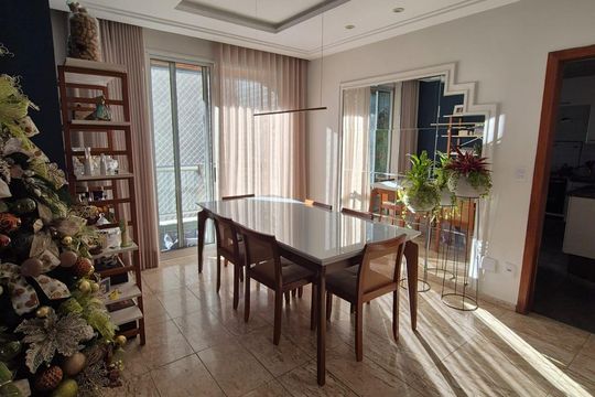 Sala de apartamento à venda com 4 quartos, 137m² em Lourdes, Belo Horizonte