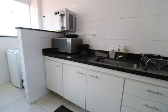 Apartamento para alugar com 2 quartos, 55m² em Santa Mônica, Uberlândia