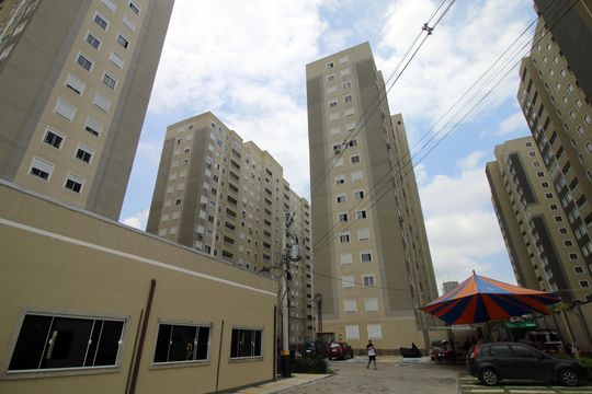 Fachada do bloco de apartamento à venda com 2 quartos, 37m² em Del Castilho , Rio de Janeiro