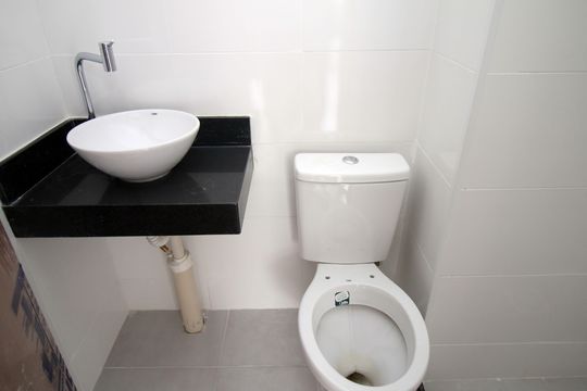 Banheiro de apartamento à venda com 2 quartos, 37m² em Del Castilho , Rio de Janeiro