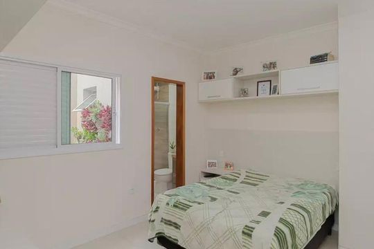 Casa à venda com 4 quartos, 205m² em Vila Camilópolis, Santo André