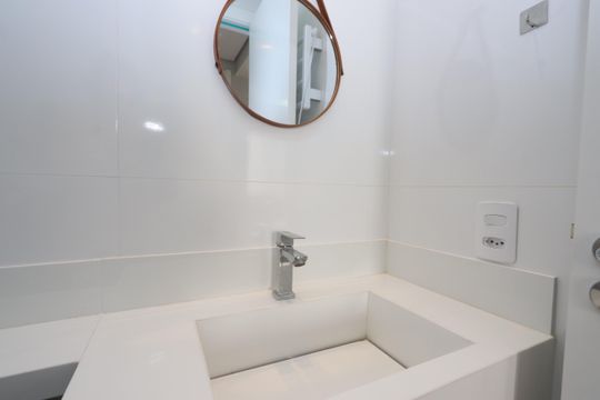 Banheiro de apartamento à venda com 2 quartos, 32m² em Vila Graciosa, São Paulo