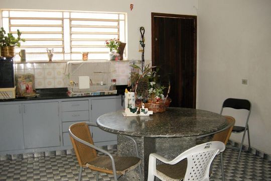 Casa à venda com 3 quartos, 335m² em Caxingui, São Paulo