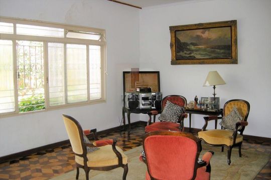 Casa à venda com 3 quartos, 335m² em Caxingui, São Paulo