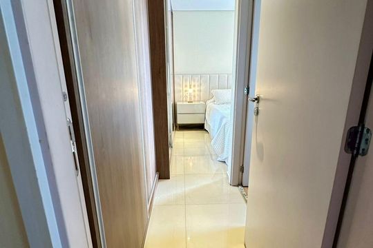 Quarto de apartamento à venda com 2 quartos, 81m² em Melville Empresarial II, Barueri