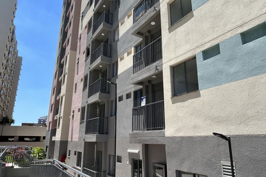Fachada + plaquinha de apartamento à venda com 2 quartos, 41m² em Cachambi, Rio de Janeiro