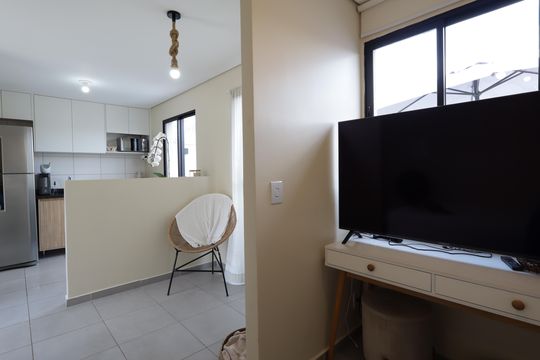 Quarto de kitnet/studio à venda com 1 quarto, 48m² em Vila Ernesto, São Paulo