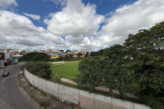 Apartamento à venda com 7 quartos, 400m² em Riacho das Pedras, Contagem