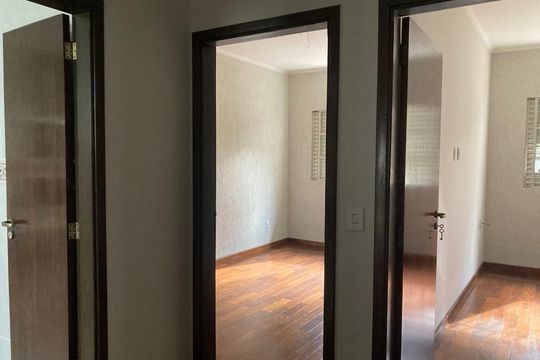 Casa à venda com 3 quartos, 178m² em Jardim Guarani, Campinas