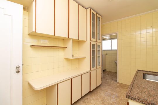 Cozinha de apartamento à venda com 2 quartos, 62m² em Vila Mariana, São Paulo