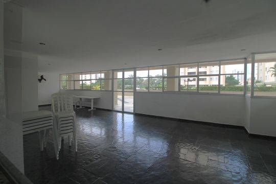 Apartamento para alugar com 3 quartos, 68m² em Vila Sofia, São Paulo