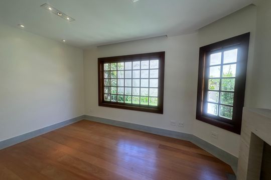 Sala de casa de condomínio à venda com 3 quartos, 362m² em Alphaville Residencial Um, Barueri