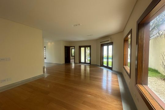 Sala de casa de condomínio à venda com 3 quartos, 362m² em Alphaville Residencial Um, Barueri